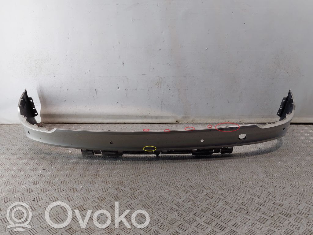 Audi Q8 Moldura inferior del parachoques trasero 