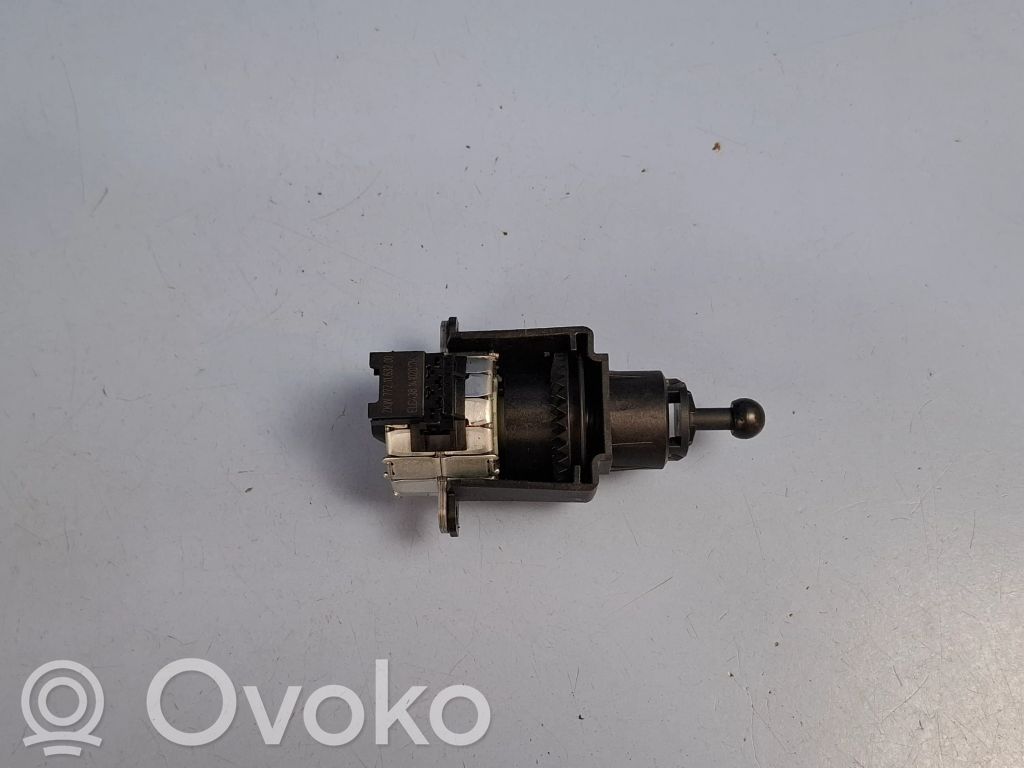 BMW 5 G30 G31 G38 Motor reglare nivel far 