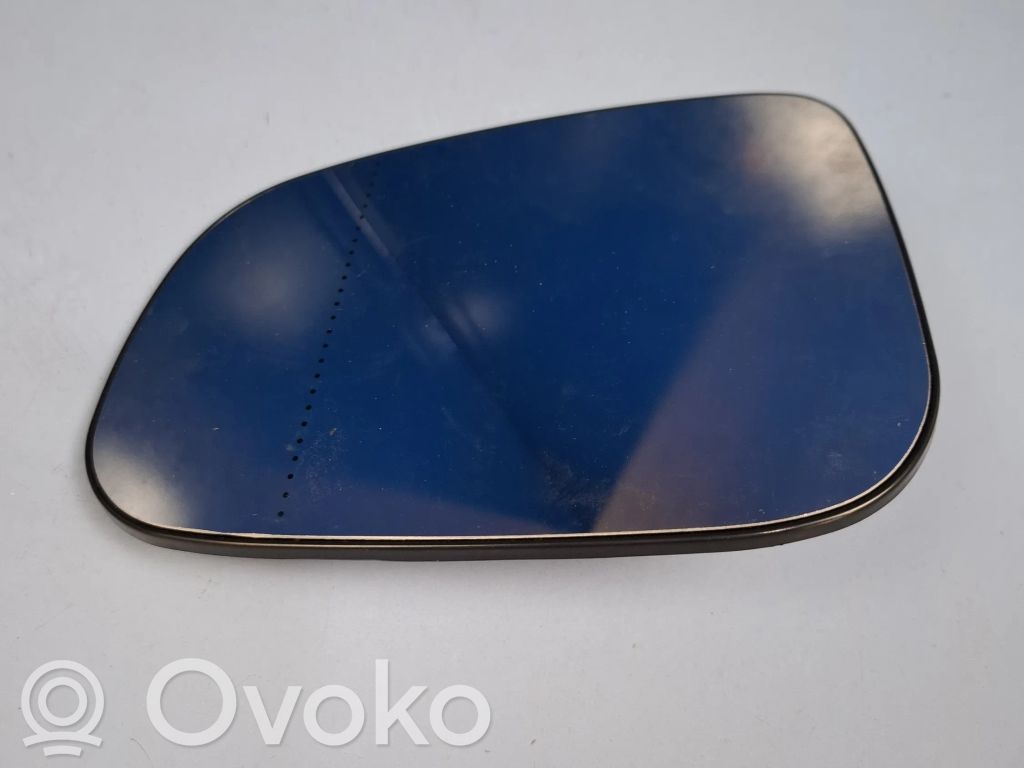 Volvo V50 Spoguļa stikls 