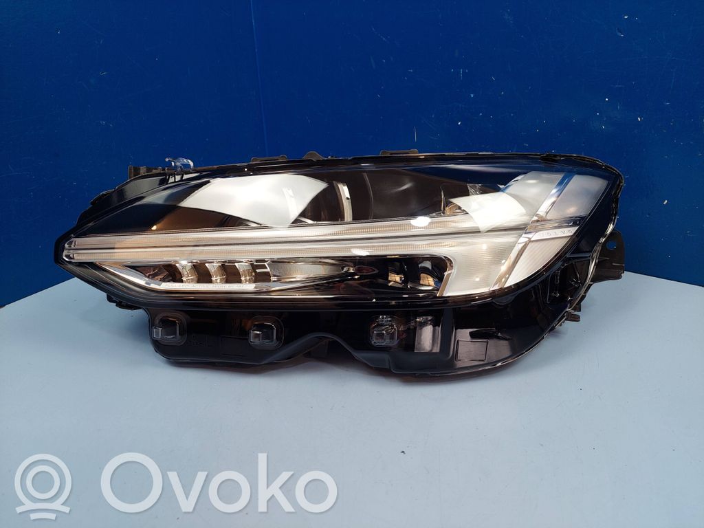Volvo S90, V90 Faro/fanale 
