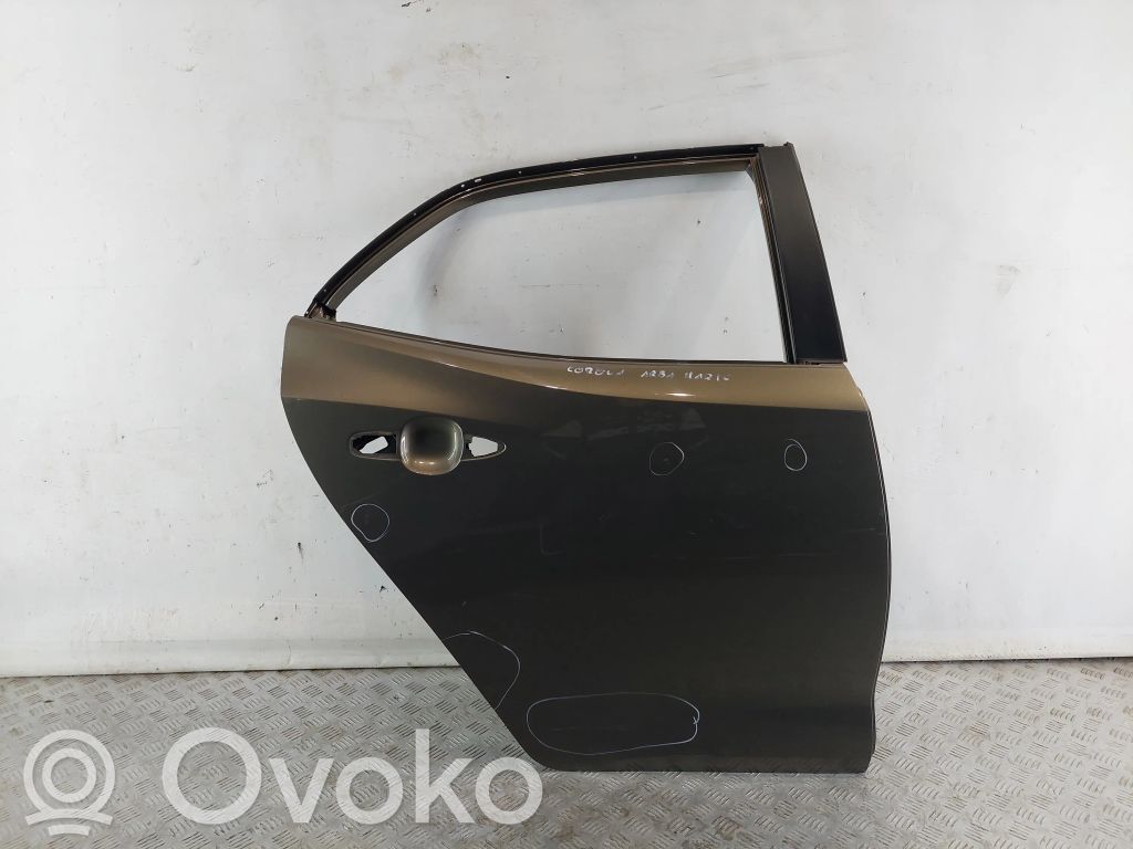 Toyota Corolla E210 E21 Galinės durys 