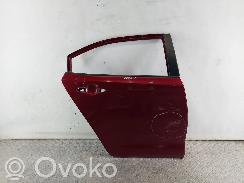 Toyota Corolla E210 E21 Galinės durys 