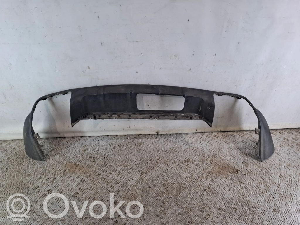Porsche Cayenne (9Y0 9Y3) Moldura inferior del parachoques trasero 