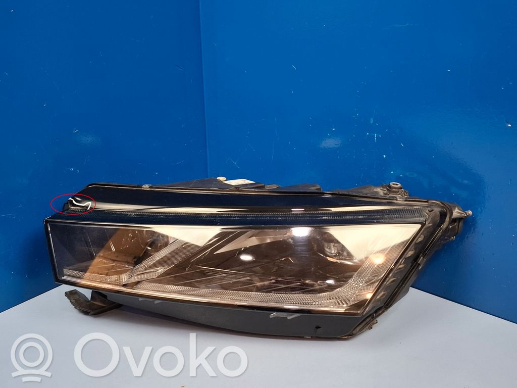 Skoda Octavia Mk4 Lampa przednia 