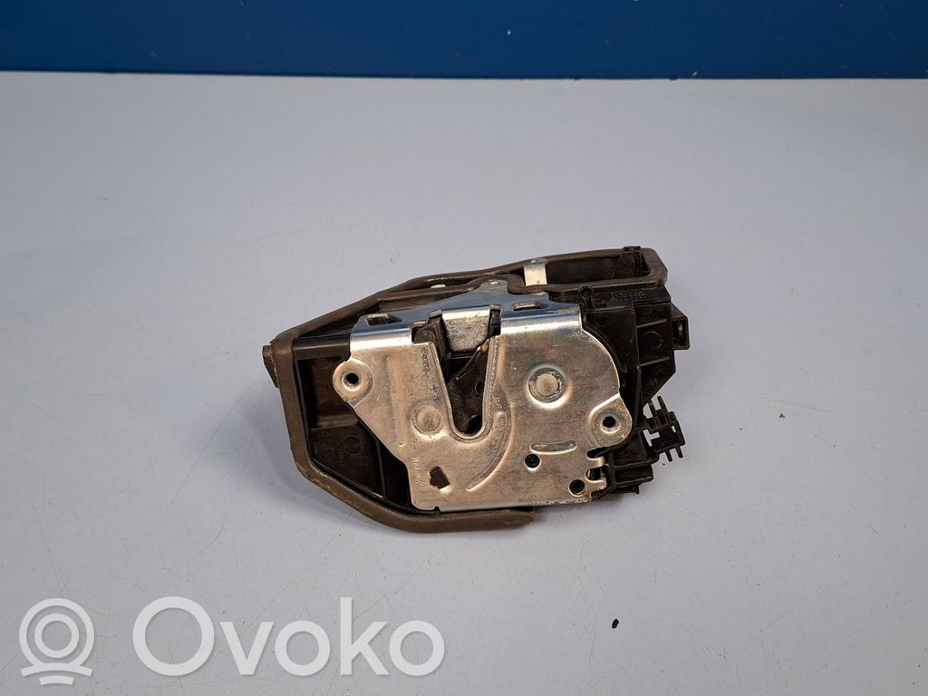 BMW X3 F25 Rear door lock 
