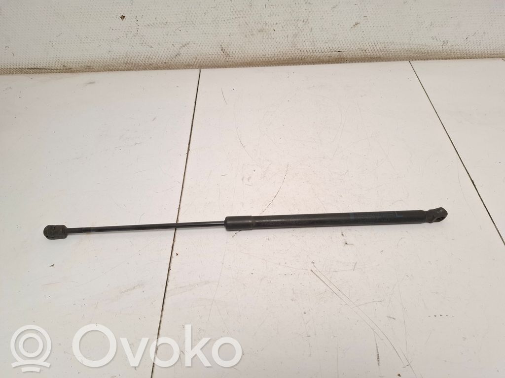 Mazda 3 I Tailgate/trunk strut/damper 
