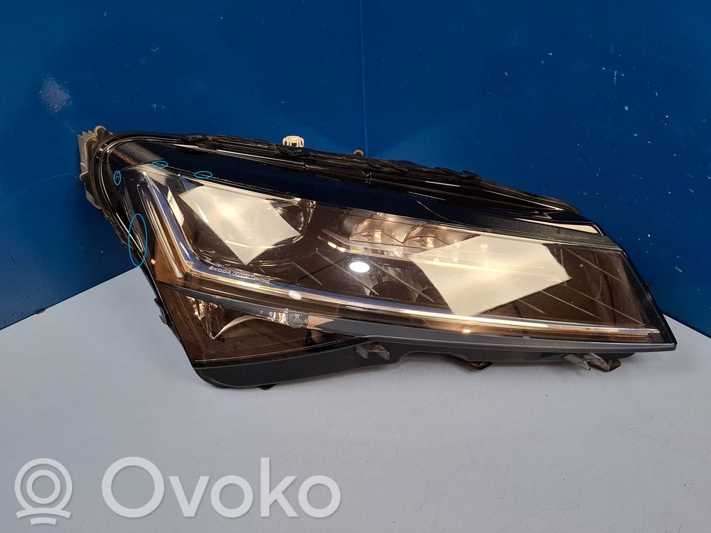 Skoda Superb B8 (3V) Lampa przednia 