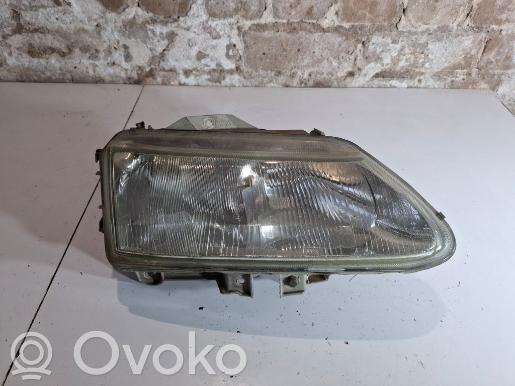 Renault Espace III Priekinis žibintas 