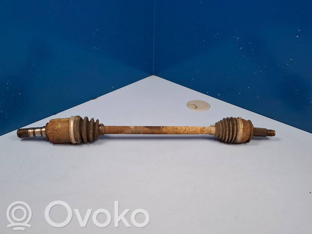 Subaru Outback Półoś przednia 