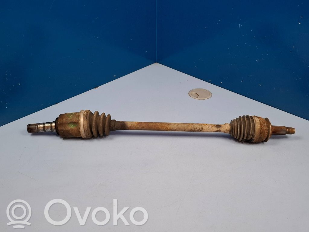 Subaru Outback Półoś przednia 