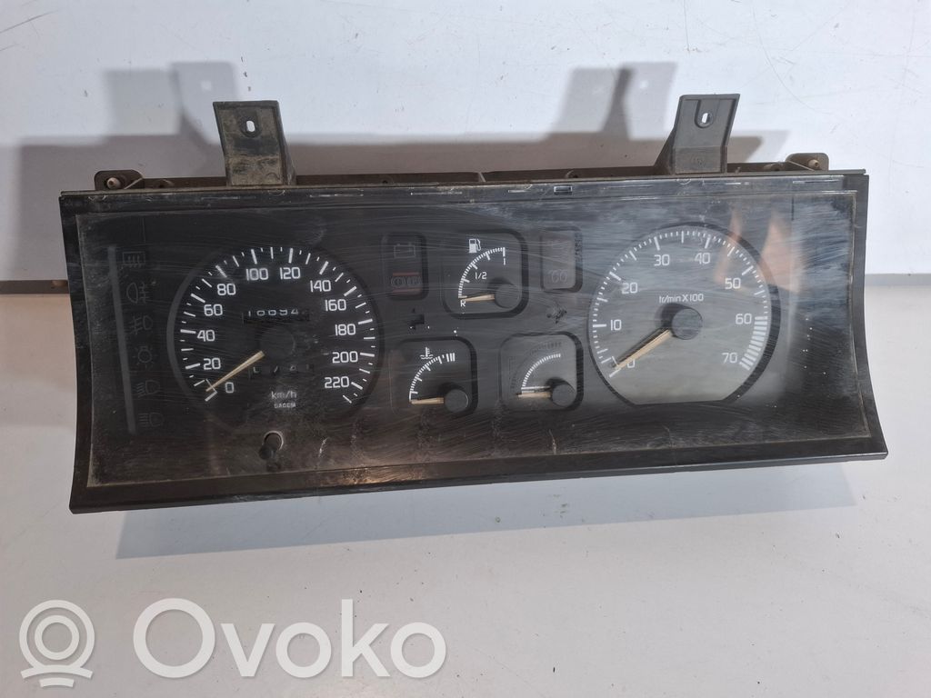 Renault 19 Speedometer (instrument cluster) 