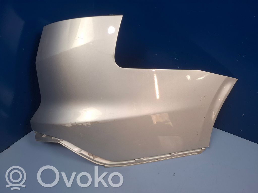 Ford Focus Aizmugurē bampera stūra daļa 