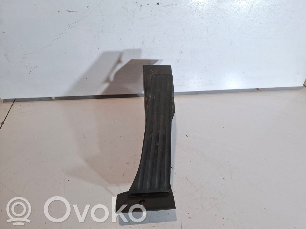 Accelerator throttle pedal   6772645,3542677264502,677264502