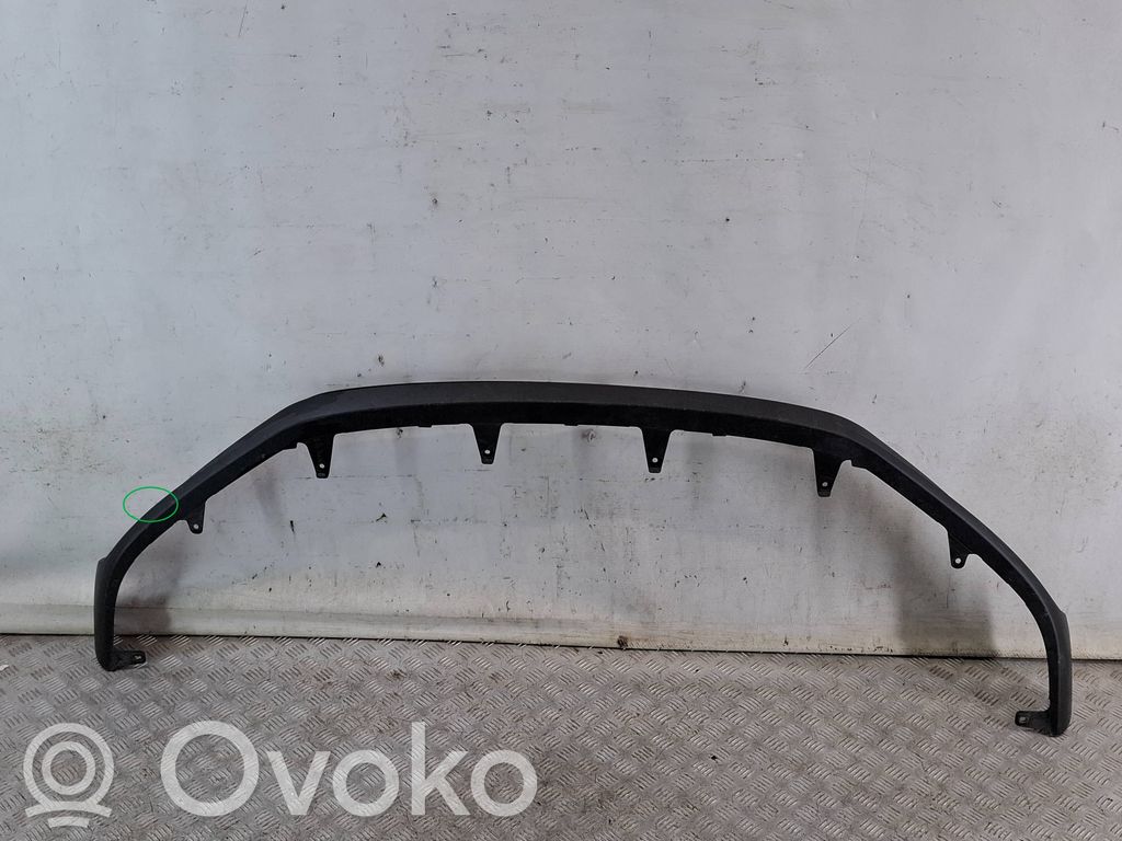 Lexus RX V Borde del parachoques delantero 