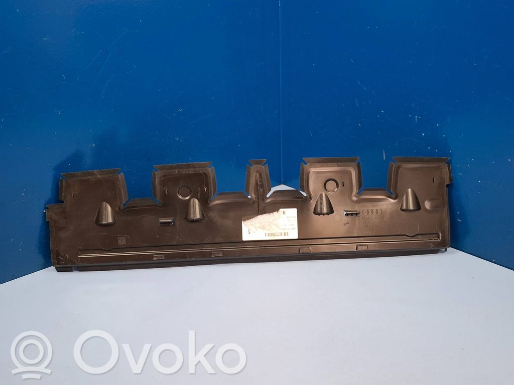 Audi Q7 4M Radiator mount bracket 