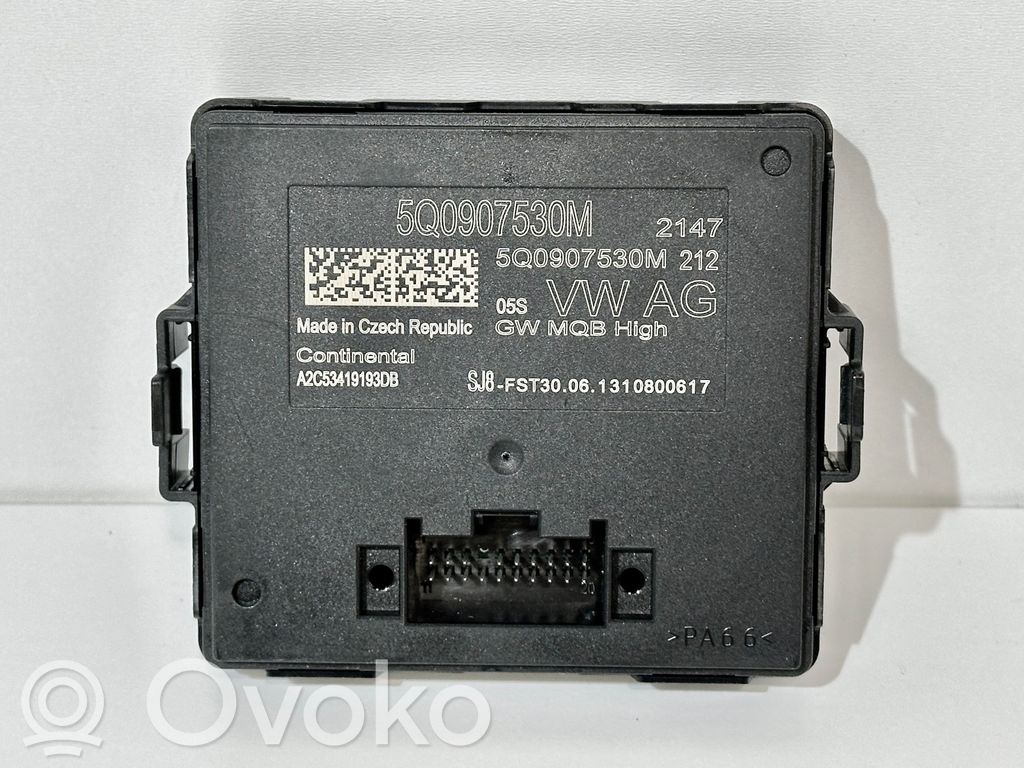 Volkswagen Golf VII Gateway control module 
