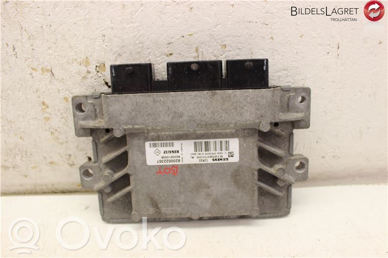 Renault Clio III Unité de commande / module d'injection 