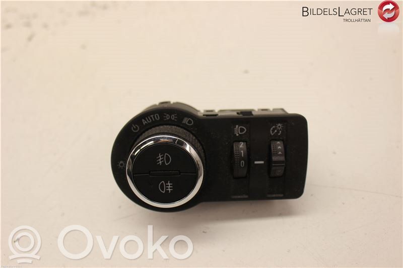 Light switch   95297422,95297422,95297422