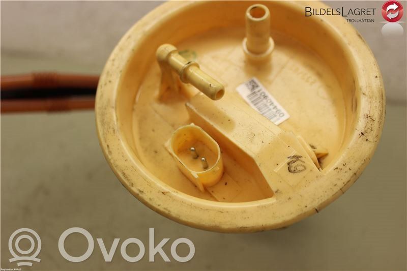 BMW 3 E90 E91 Fuel injection high pressure pump 