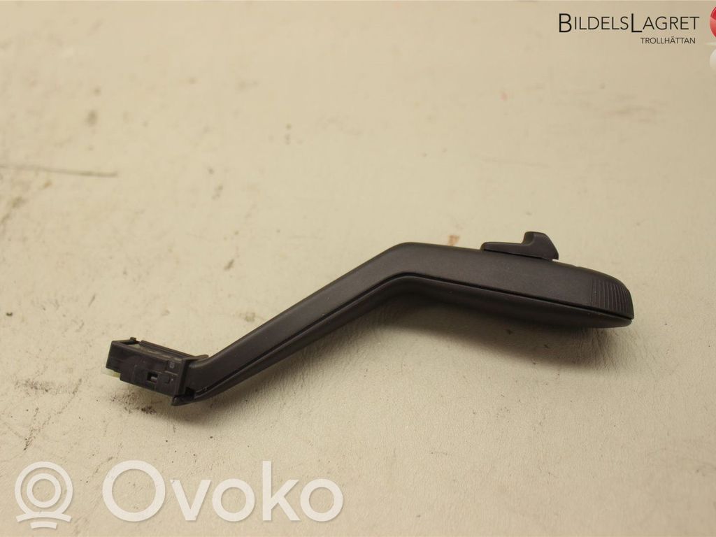 Saab 9-3 Ver2 Ручка стеклоочистителей 