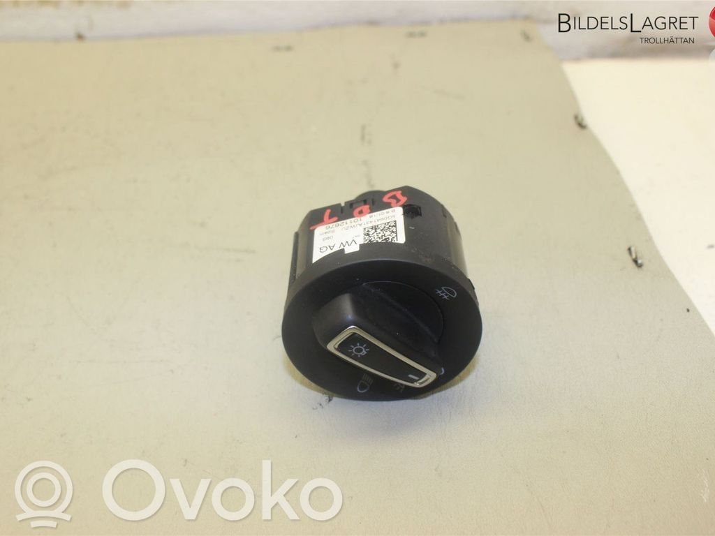 Volkswagen Polo V 6R Light switch 