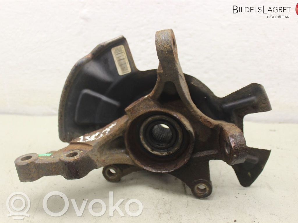 KIA Venga Achsschenkel vorne 