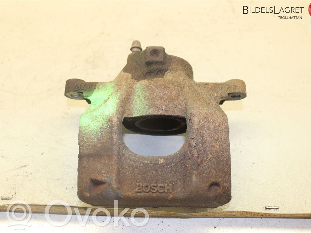 Peugeot 107 Front brake caliper 