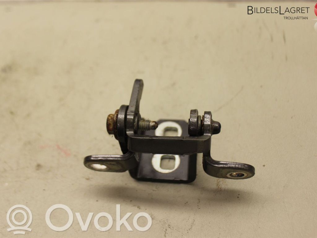 Saab 9-5 Rear door upper hinge 
