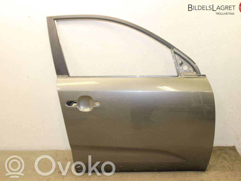 KIA Sorento Front door 