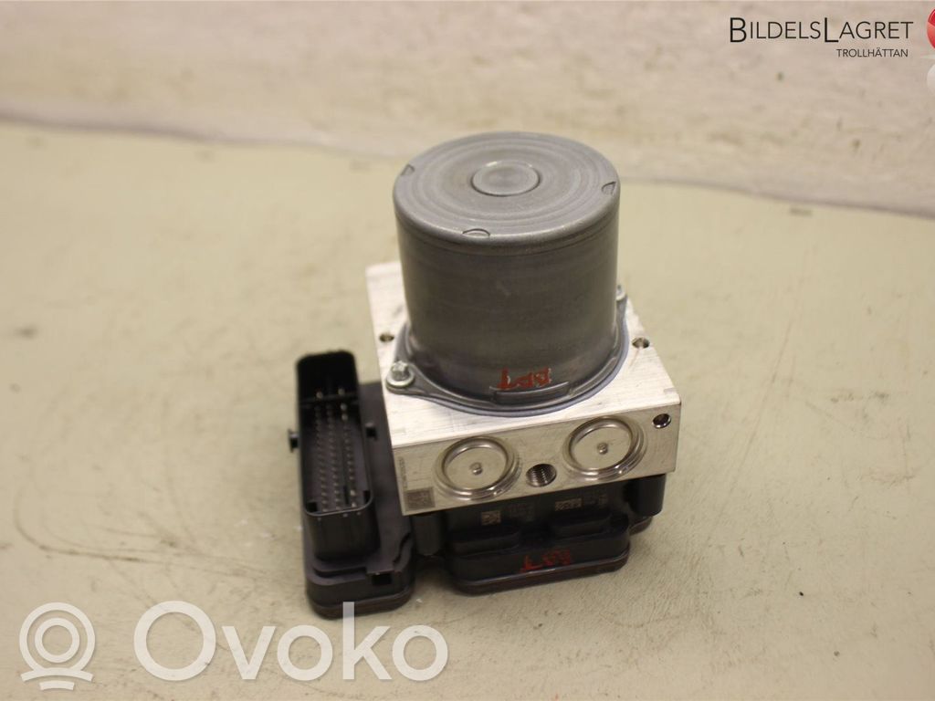 Volvo XC40 ABS Pump 