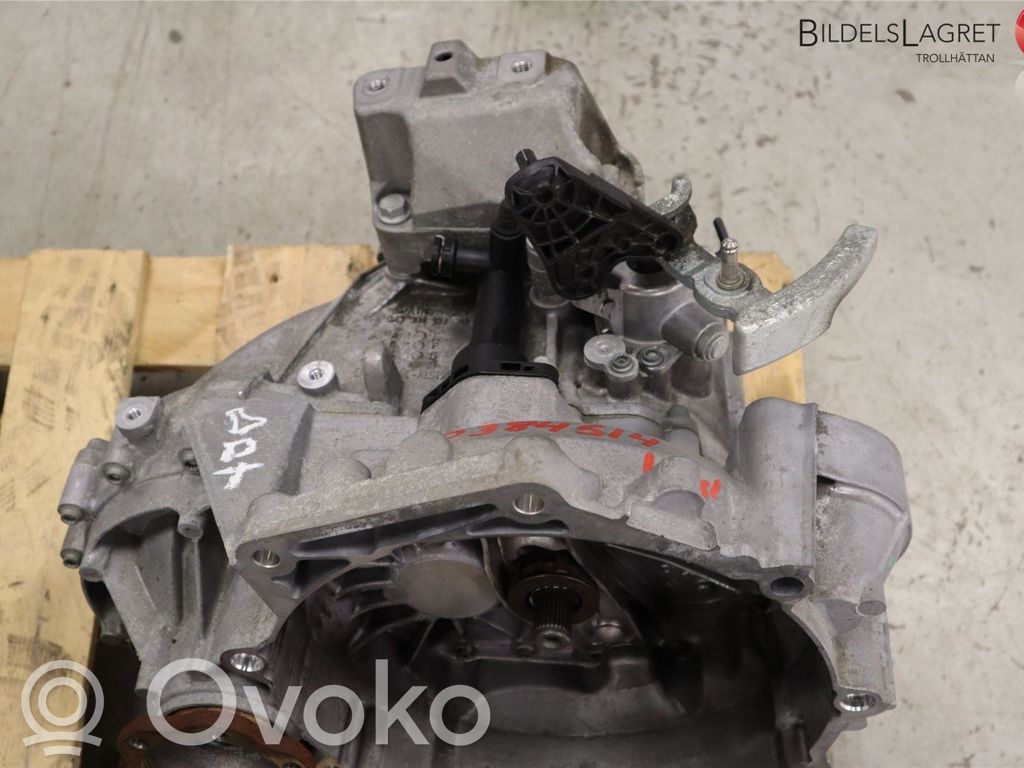 Volkswagen Golf VII Manualna 6-biegowa skrzynia biegów 