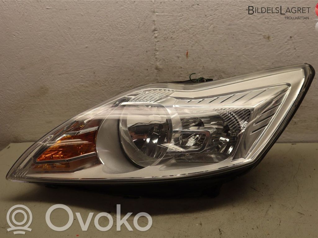 Ford Focus Headlight/headlamp 