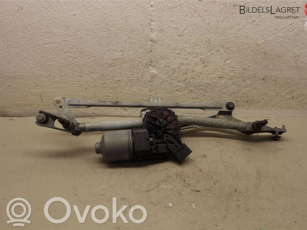 Peugeot Partner Front wiper linkage 