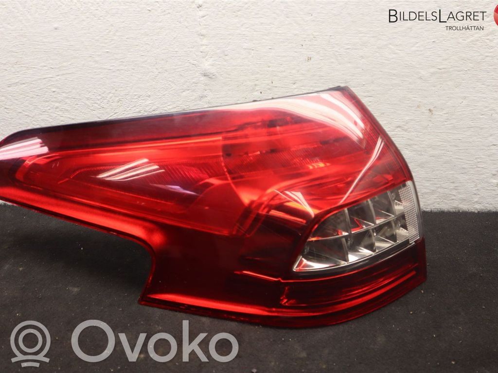 Citroen C5 Aizmugurējais lukturis virsbūvē 