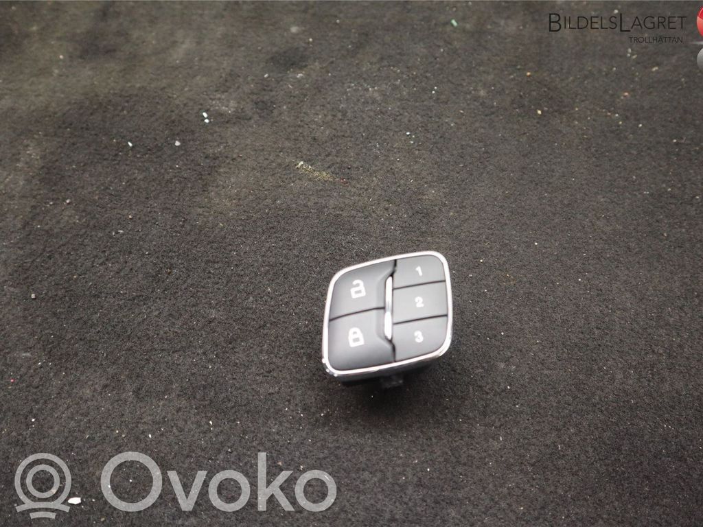 Ford Mondeo MK V Central locking switch button 