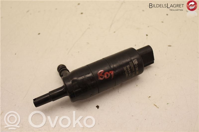 Opel Zafira C Headlight washer pump 