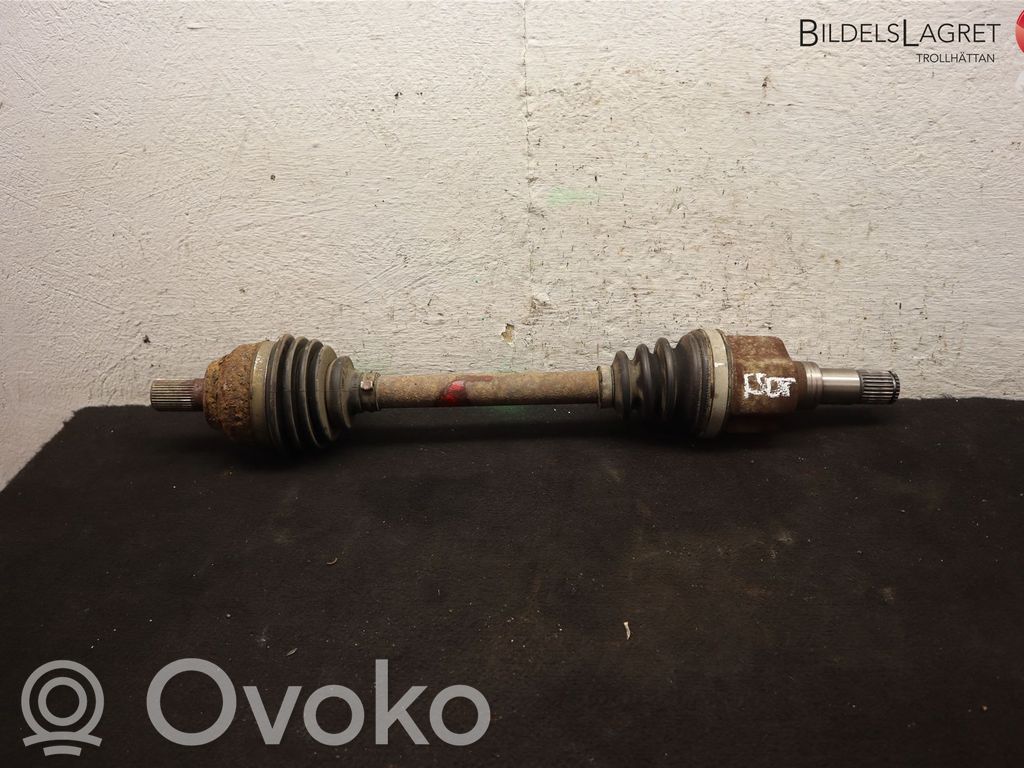 Volvo V50 Priekinis pusašis 