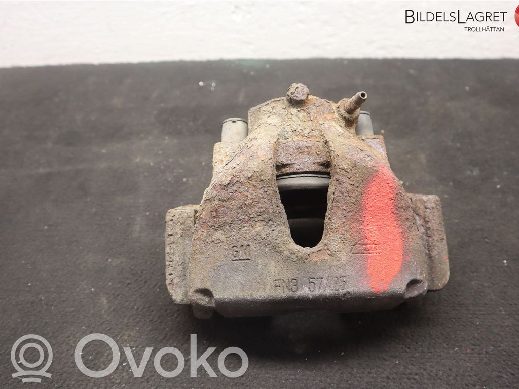 Saab 9-3 Ver1 Передний суппорт 