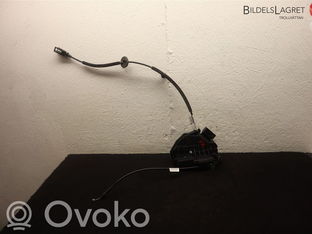 Ford Transit -  Tourneo Connect Etuoven lukko 