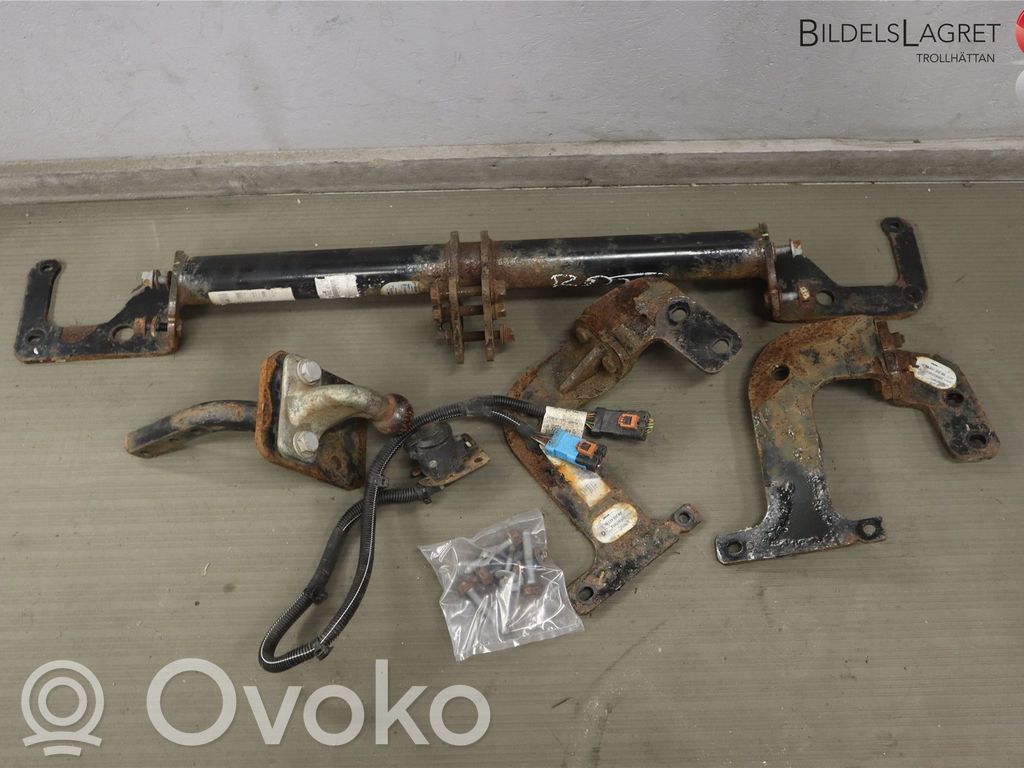 Opel Vivaro Juego de bolas de remolque 