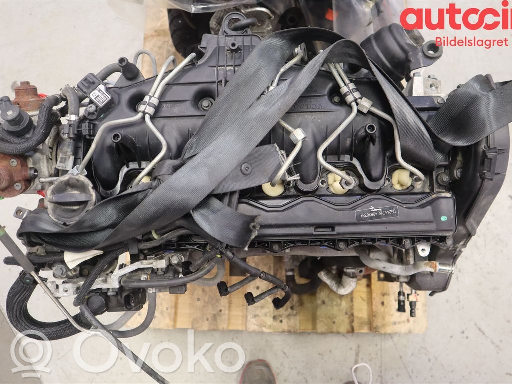 Volvo XC70 Engine 