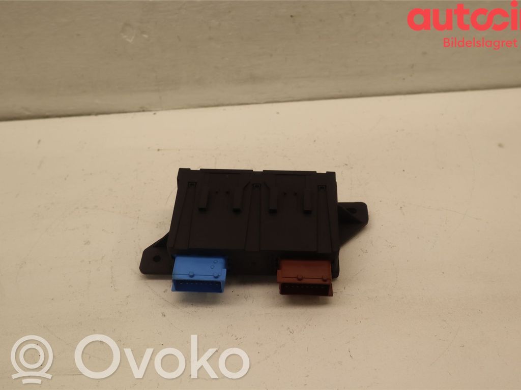 Peugeot 5008 II Tow bar trailer control unit/module 