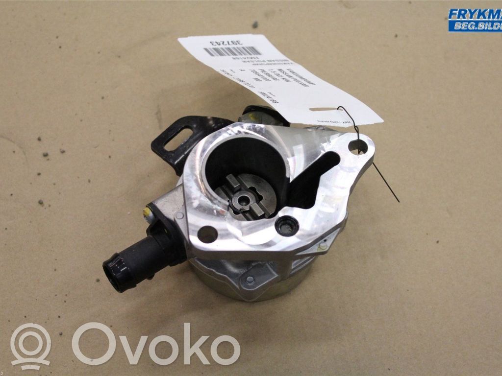 Nissan Pulsar Vacuum pump 