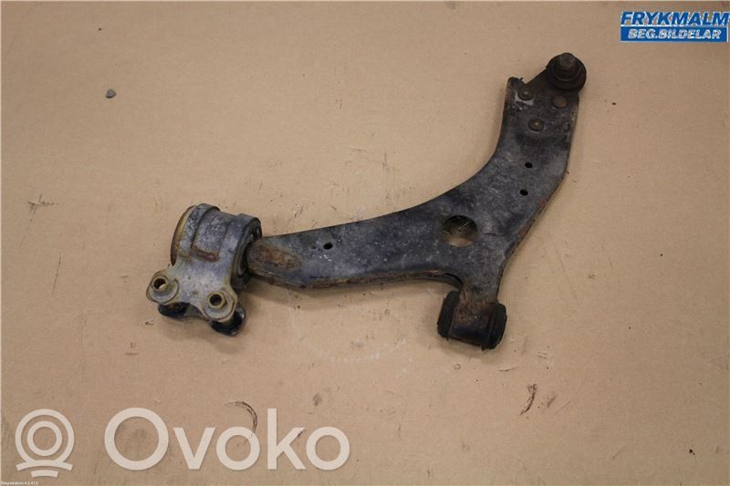 Ford Kuga I Dakša 