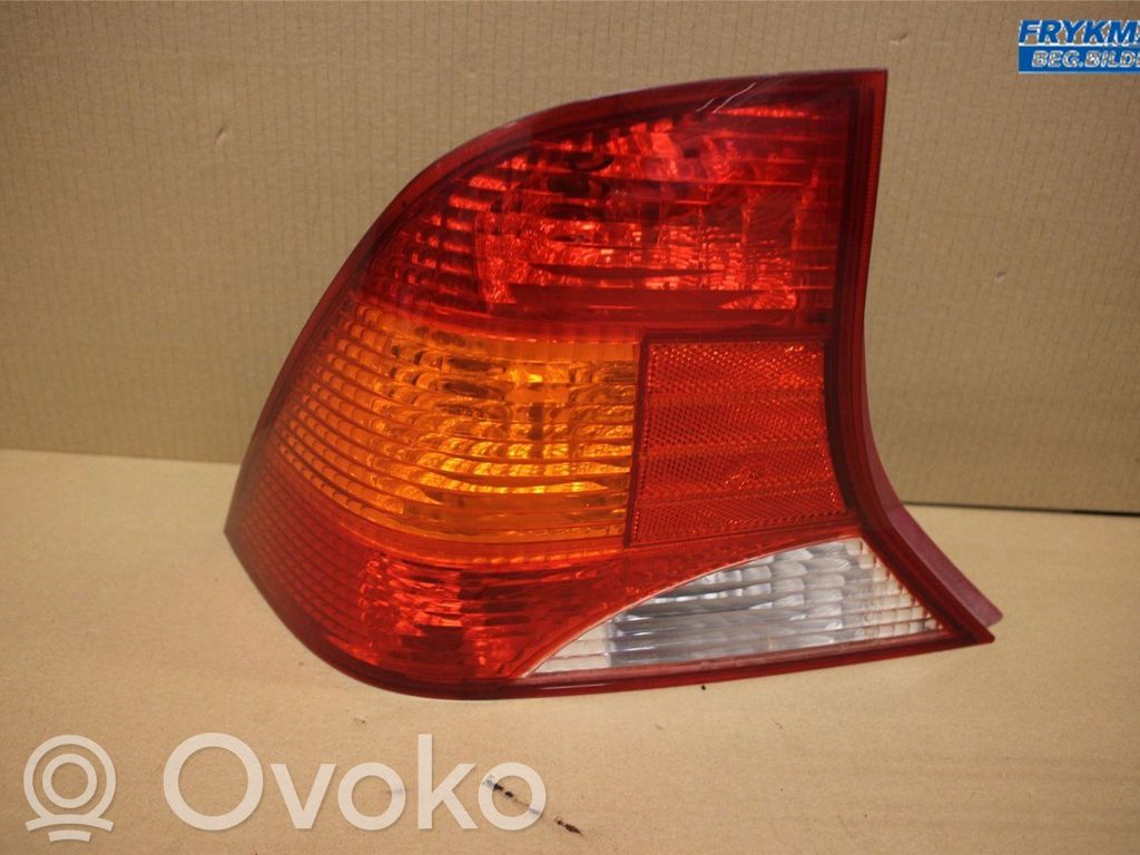 Ford Focus Aizmugurējais lukturis virsbūvē 