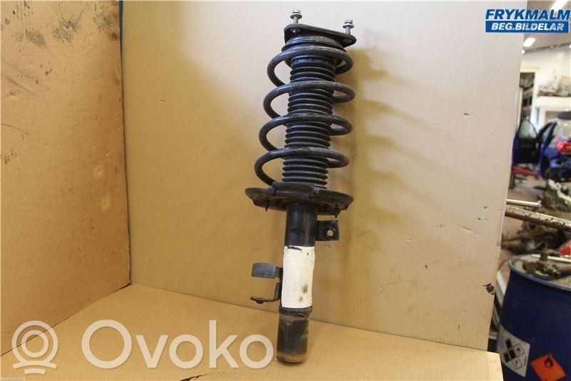 Ford Focus Amortyzator osi przedniej ze sprężyną 
