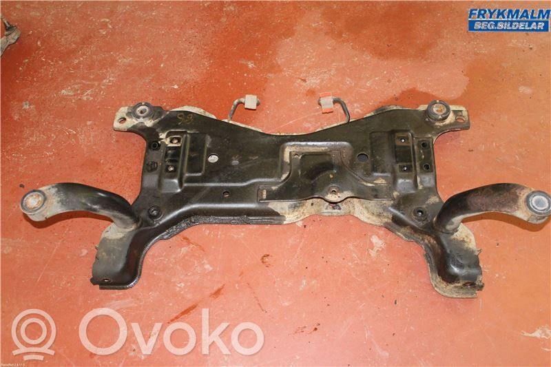 Mazda 3 I Front subframe 