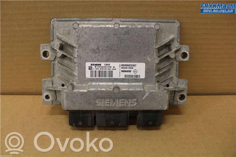 Renault Clio III Unité de commande / module d'injection 