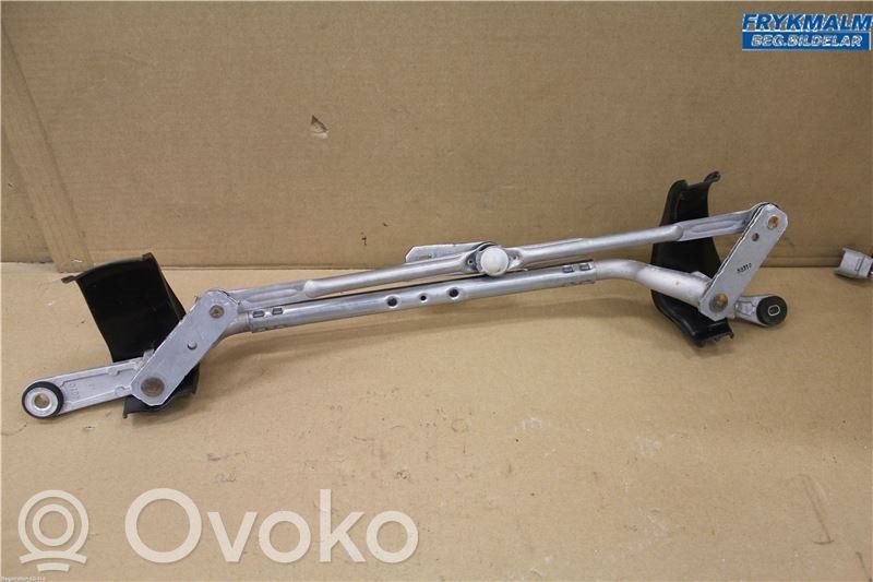 Mazda 3 III Front wiper linkage 