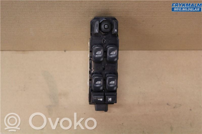 Electric window control switch   31334466,9401804,30658146